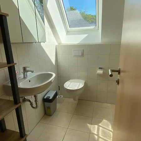 Am Gutspark 3, Klausdorf, Ca 250 M Bis Zur Badestelle Holiday home Klausdorf (Vorpommern-Rugen)