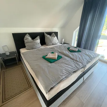 Am Gutspark 3, Klausdorf, Ca 250 M Bis Zur Badestelle * Klausdorf