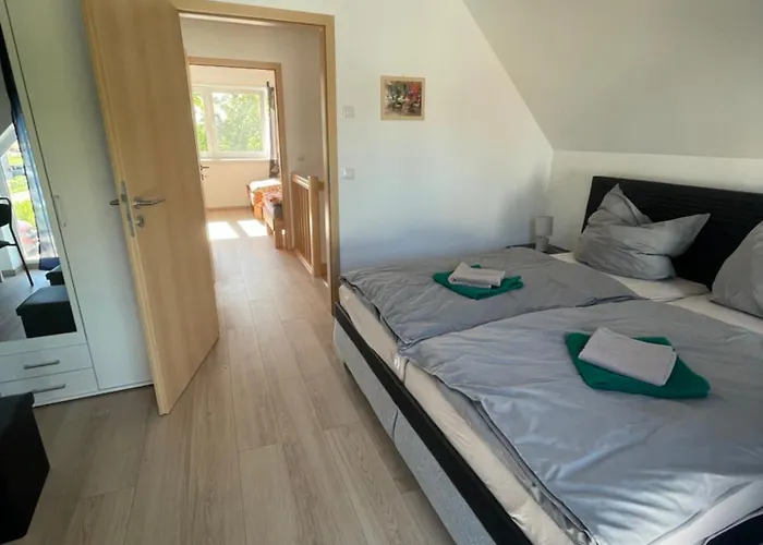 度假居 Am Gutspark 3, Klausdorf, Ca 250 M Bis Zur Badestelle Klausdorf (Vorpommern-Rugen)